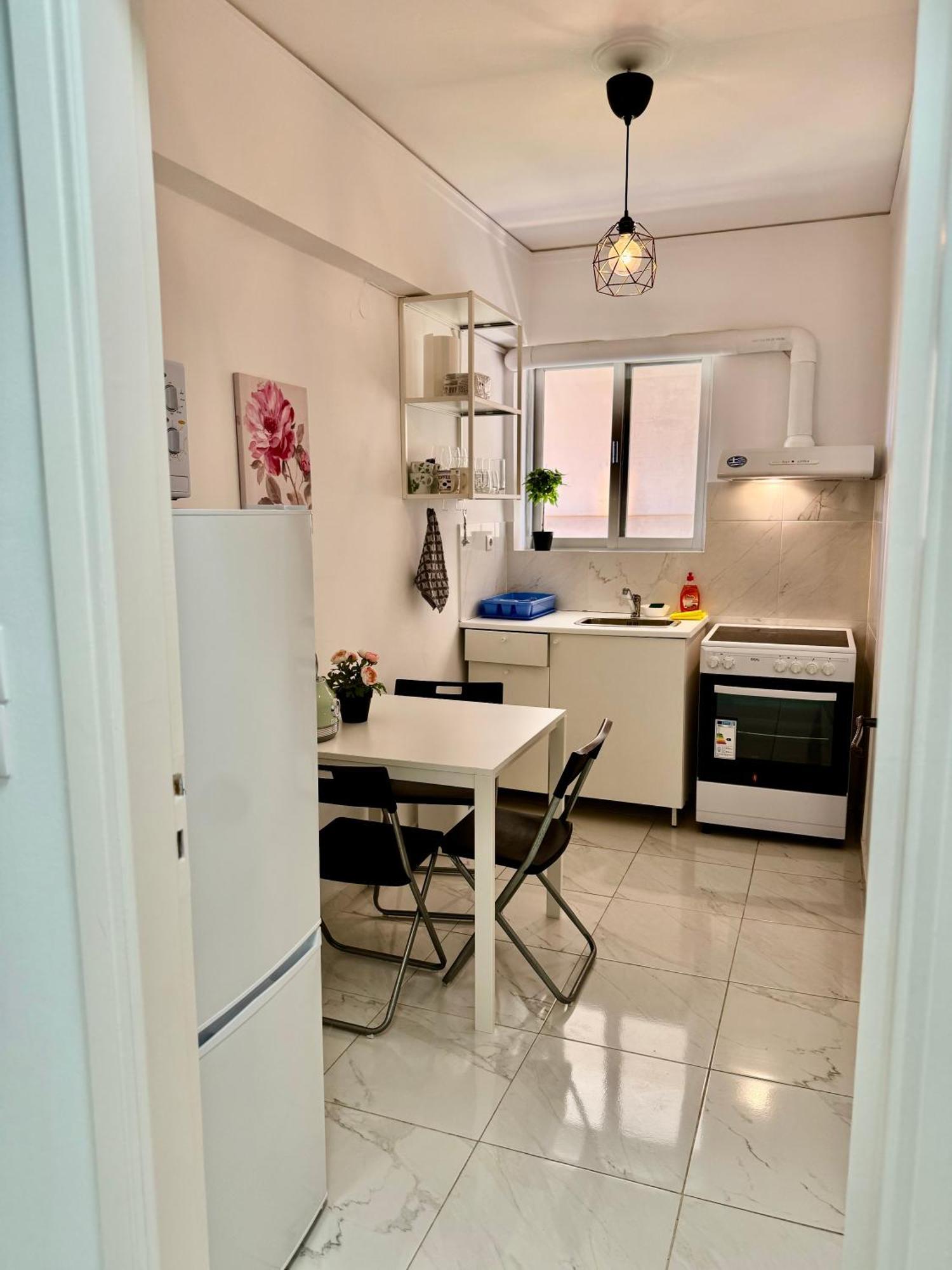 Sun Beach Apartment Анависсос Экстерьер фото